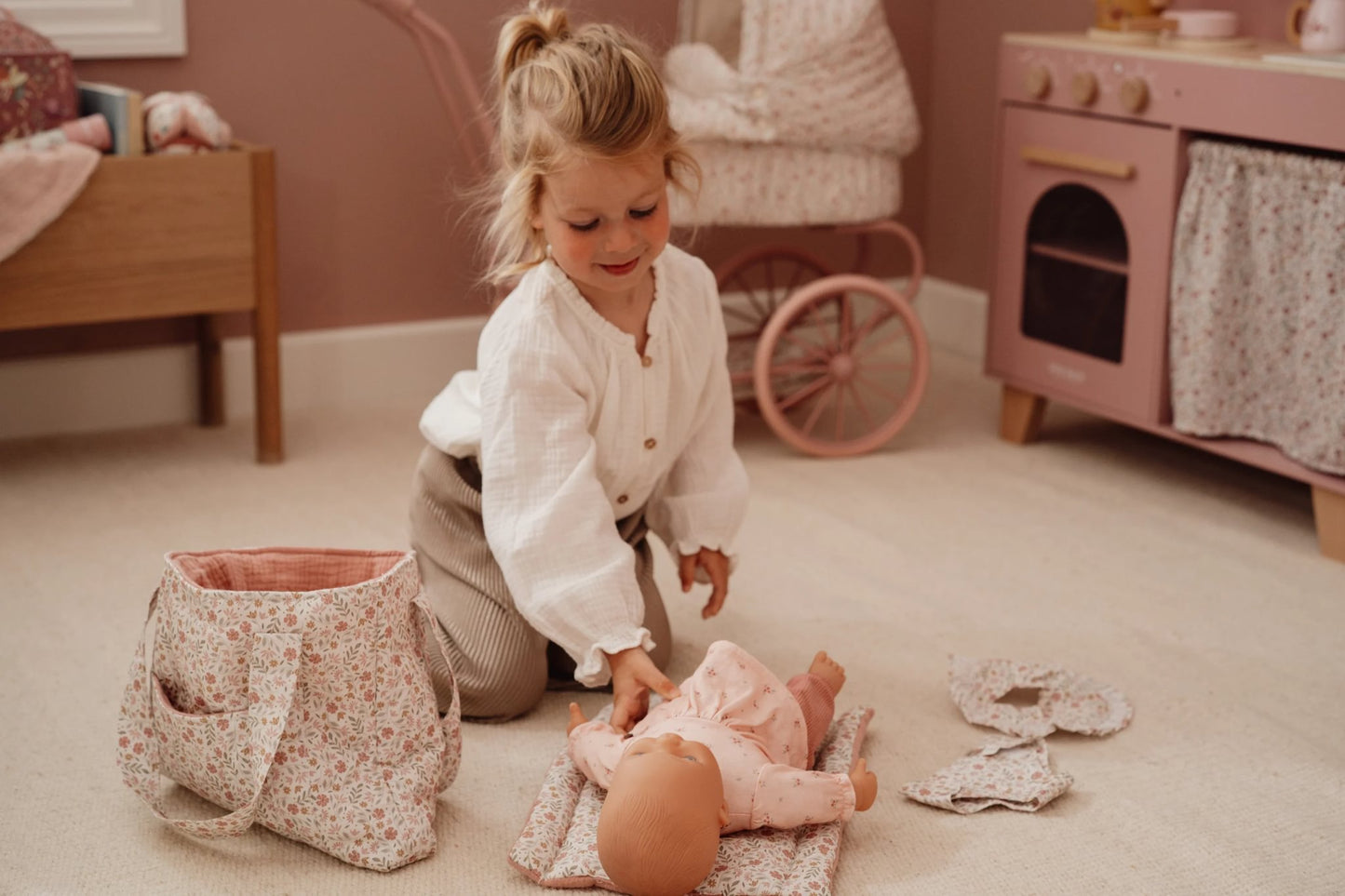 Little Dutch Puppenwickeltasche Soft Flowers für Lily & Noa
