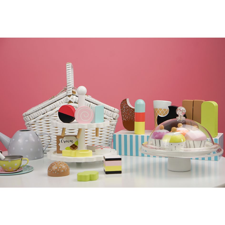 JaBaDaBaDo Etagere mit Süßigkeiten